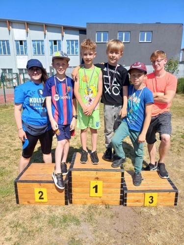 received 1076910709940331