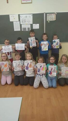 received 1300565873615490