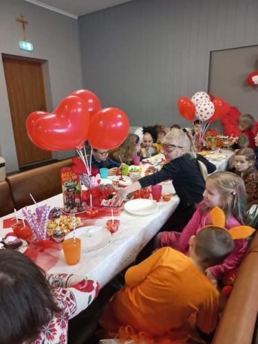 received 1933843313631279