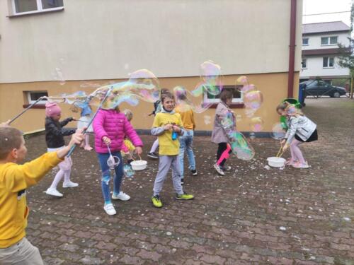 received 463335038073536